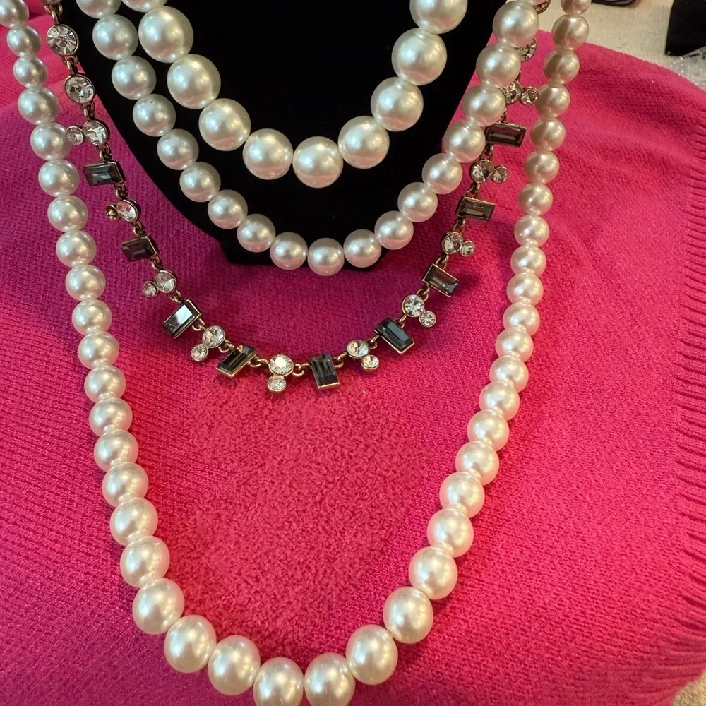 Vintage Elegant Pearl and Black Beaded‎ Necklace Set